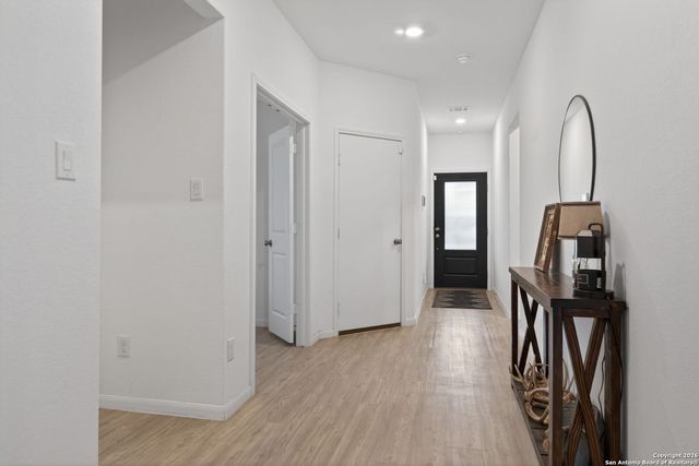 5877 Companion Loop, Bulverde, TX 78163