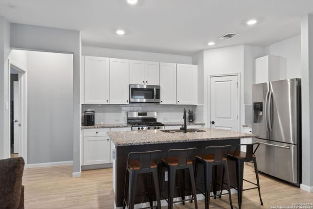 5877 Companion Loop, Bulverde, TX 78163