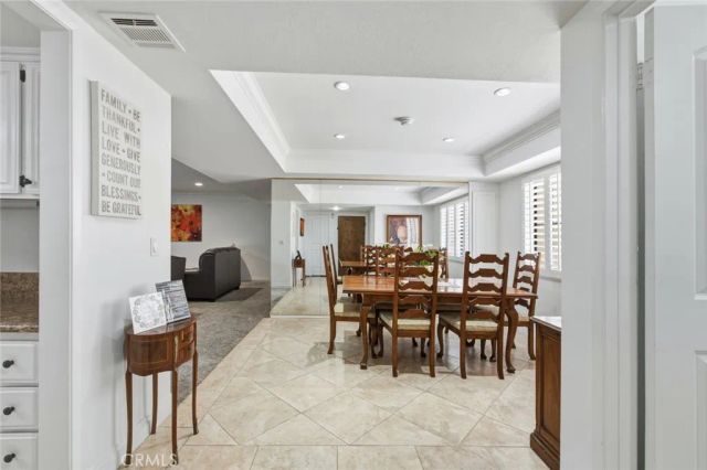 640 S Lake 203, Pasadena, CA 91106