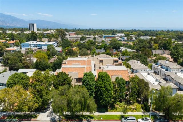640 S Lake 203, Pasadena, CA 91106