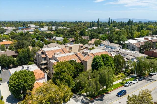 640 S Lake 203, Pasadena, CA 91106