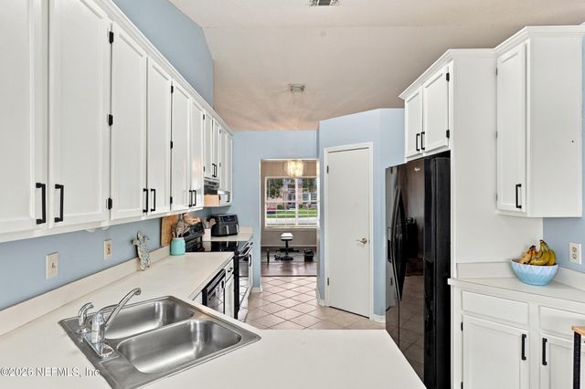 12441 RUNNING RIVER Road S, Jacksonville, FL 32225