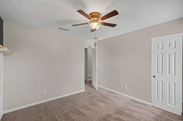 966 Surfridge Drive, Hebron, KY 41048