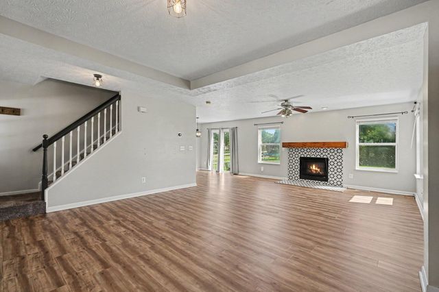 966 Surfridge Drive, Hebron, KY 41048