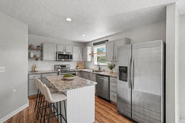 966 Surfridge Drive, Hebron, KY 41048