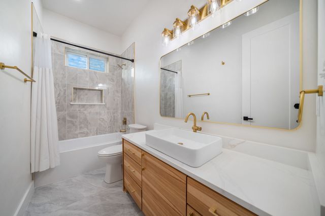 734 Cedar Hill Avenue, Dallas, TX 75208