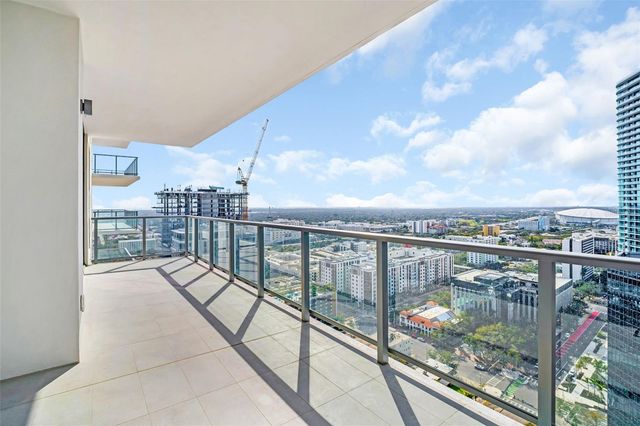 275 1ST AVENUE S 2807, St Petersburg, FL 33701