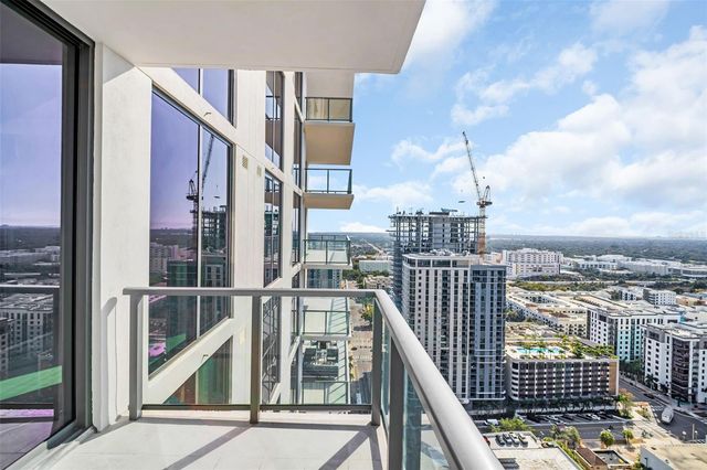 275 1ST AVENUE S 2807, St Petersburg, FL 33701