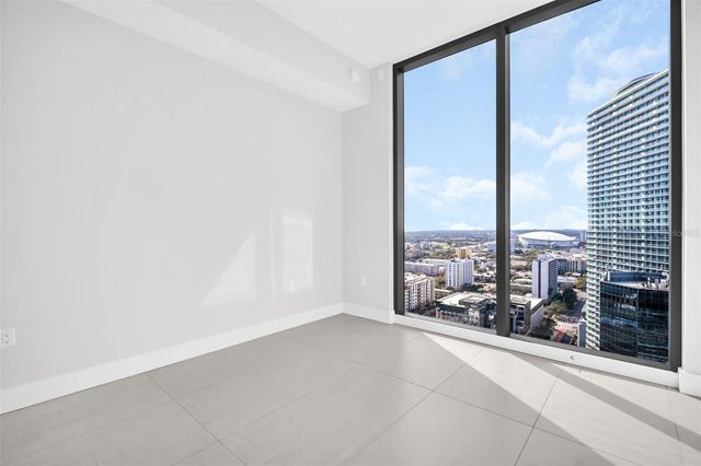 275 1ST AVENUE S 2807, St Petersburg, FL 33701