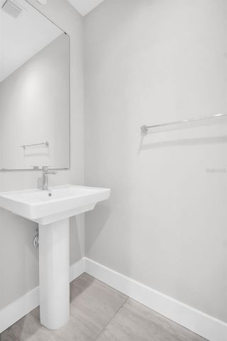 275 1ST AVENUE S 2807, St Petersburg, FL 33701