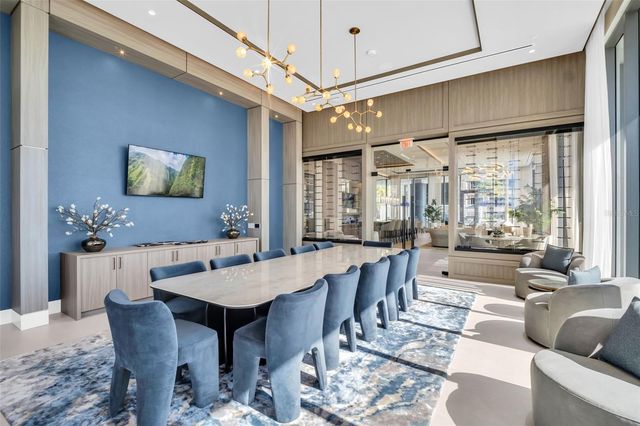 275 1ST AVENUE S 2807, St Petersburg, FL 33701