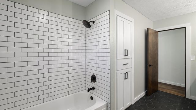 11318 E 29th Ave, Spokane Valley, WA 99206