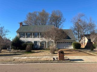 6774 OAKMOOR CIR, Bartlett, TN 38135