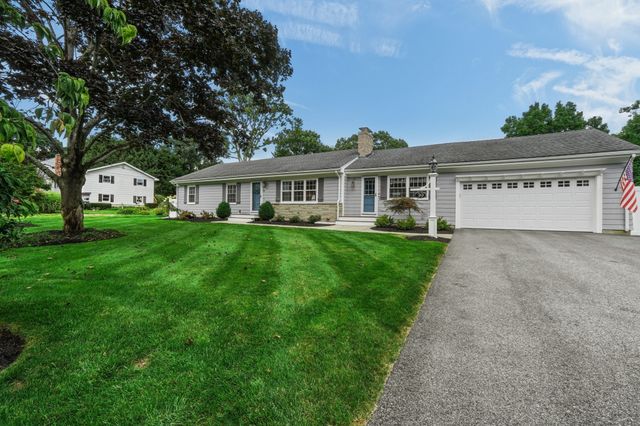 39 Rolling Acres, Cumberland, RI 02864