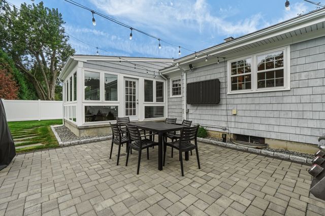 39 Rolling Acres, Cumberland, RI 02864