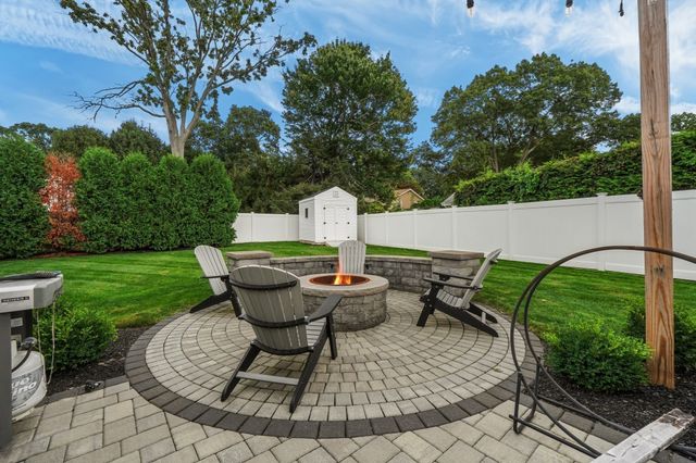 39 Rolling Acres, Cumberland, RI 02864