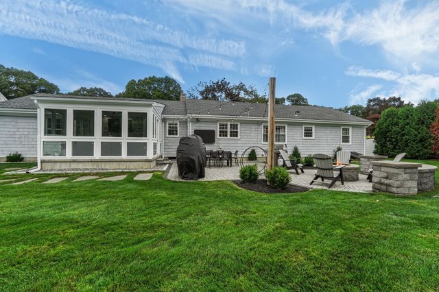 39 Rolling Acres, Cumberland, RI 02864