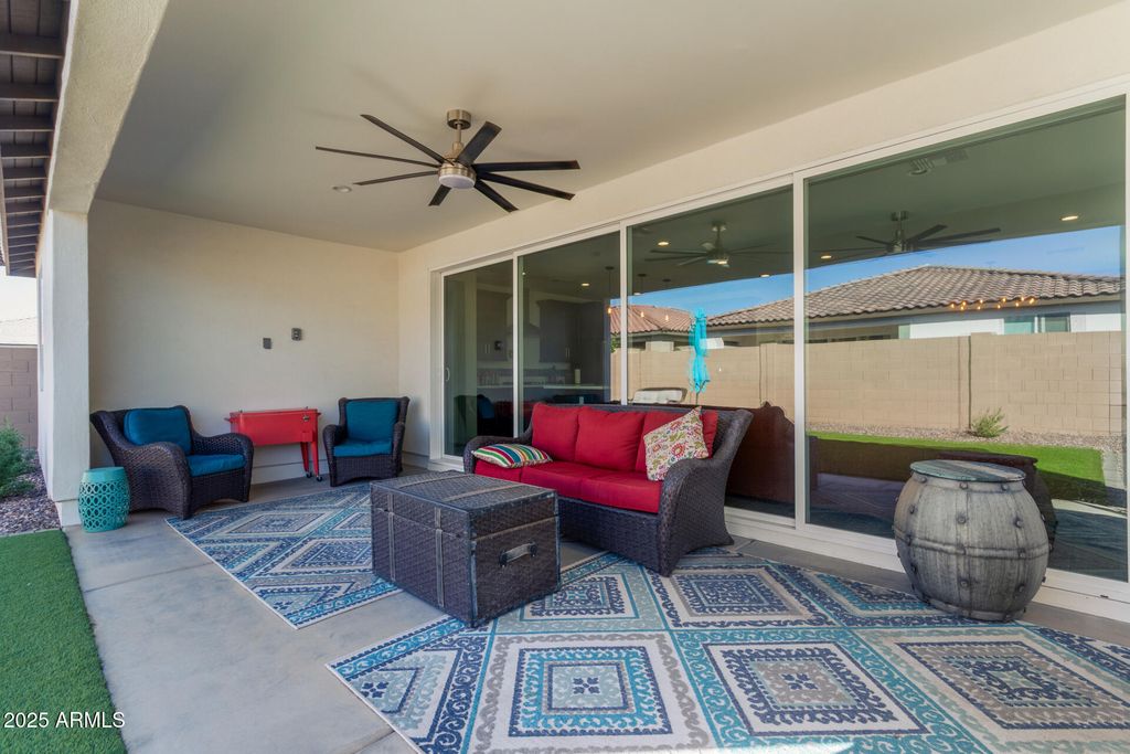 Image 29 of property listing at 17400 W AUBURN Street, Surprise, AZ 85388
