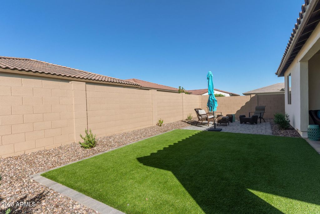 Image 31 of property listing at 17400 W AUBURN Street, Surprise, AZ 85388