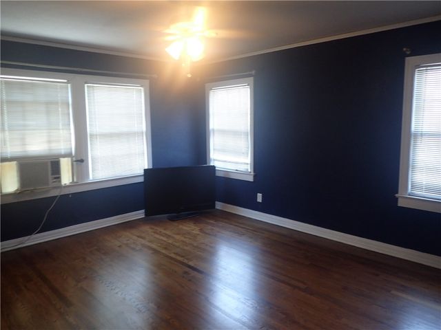 5918 La Vista Drive 3, Dallas, TX 75206