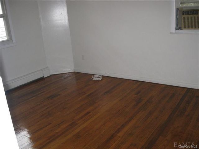 396 Kimball Avenue, Yonkers, NY 10704