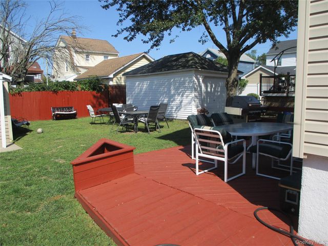 6 Birch, Valley Stream, NY 11581