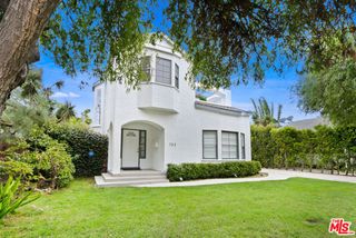 722 Kensington Road, Santa Monica, CA 90405