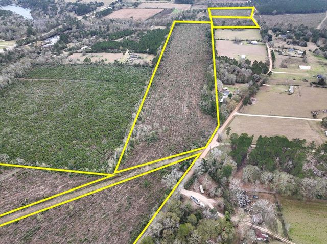 T-3 Cr 4590, Spurger, TX 77660