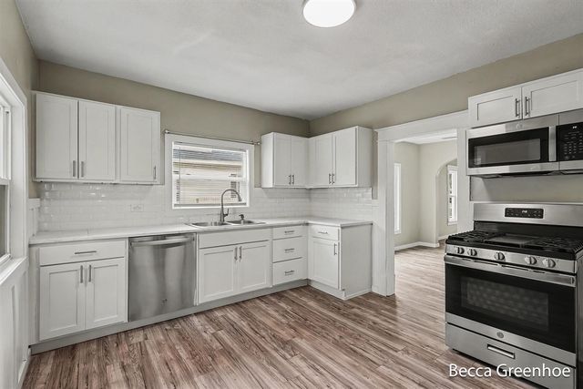 449 Leonard Avenue, Muskegon, MI 49442
