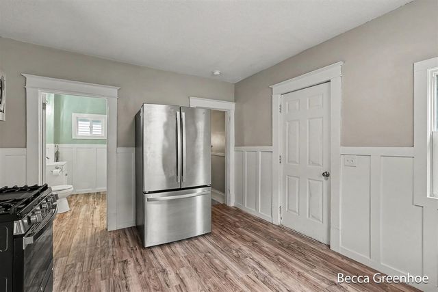 449 Leonard Avenue, Muskegon, MI 49442