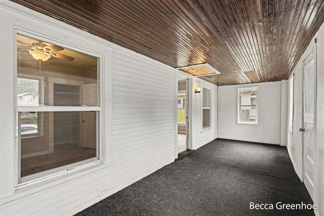 449 Leonard Avenue, Muskegon, MI 49442