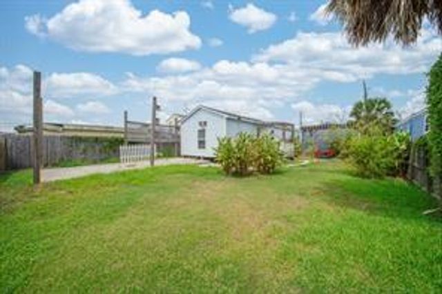 6317 Heards Lane, Galveston, TX 77551