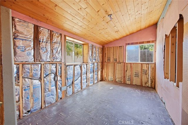10064 Sunland Boulevard, Sunland, CA 91040