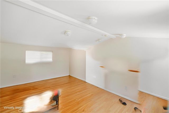 10064 Sunland Boulevard, Sunland, CA 91040