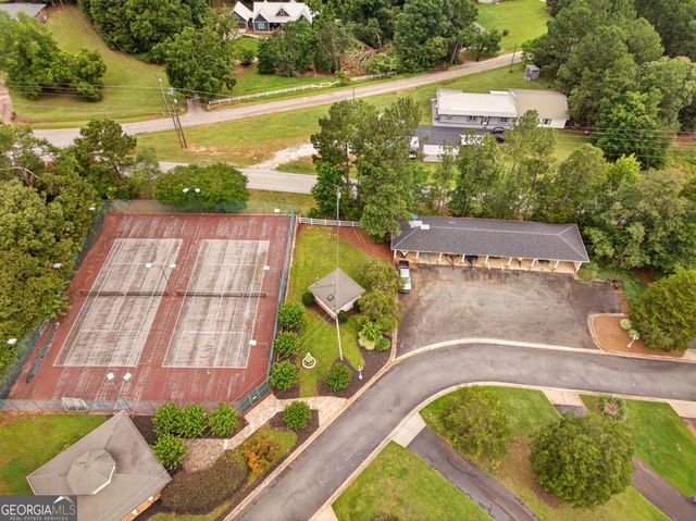59 Players Lane, Hartwell, GA 30643