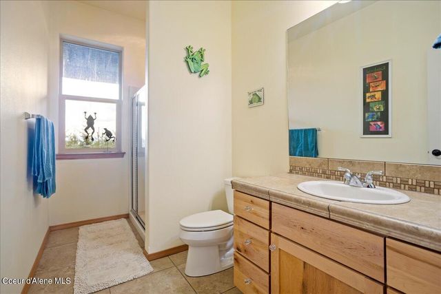 403 Kula Dr, Sagle, ID 83860