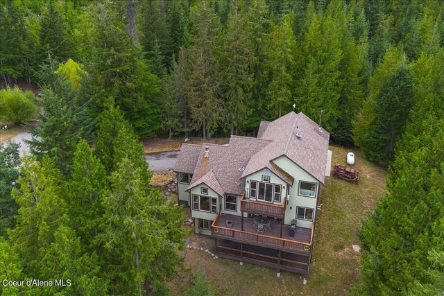 403 Kula Dr, Sagle, ID 83860
