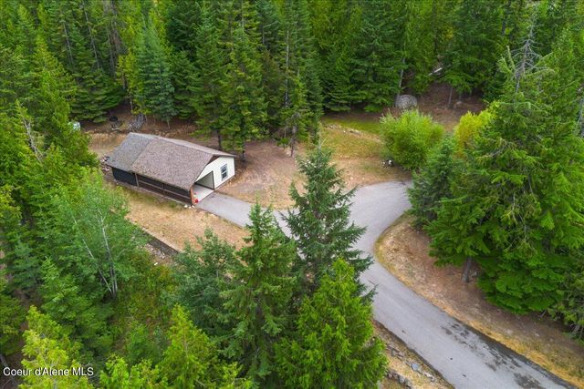 403 Kula Dr, Sagle, ID 83860