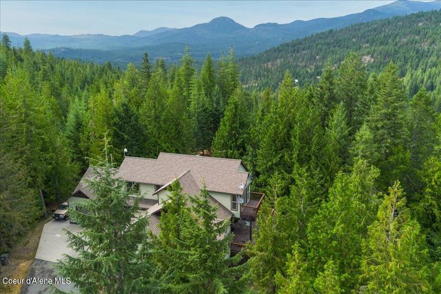 403 Kula Dr, Sagle, ID 83860