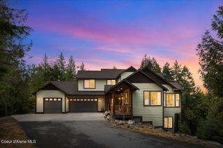 403 Kula Dr, Sagle, ID 83860