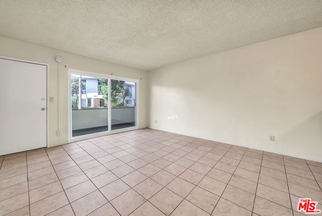 4956 Romaine Street, Los Angeles, CA 90029