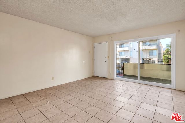 4956 Romaine Street, Los Angeles, CA 90029