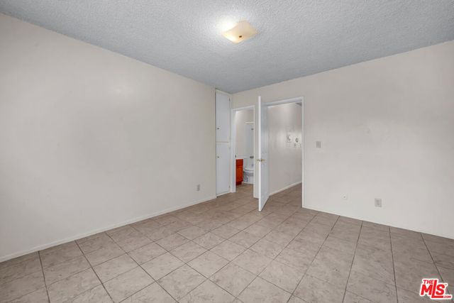 4956 Romaine Street, Los Angeles, CA 90029