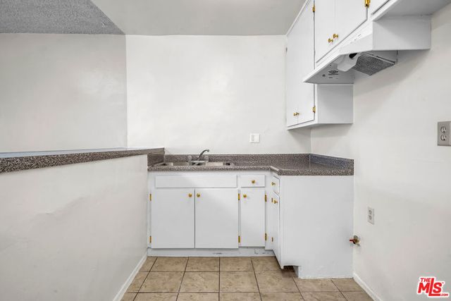 4956 Romaine Street, Los Angeles, CA 90029