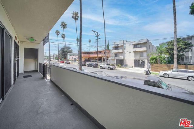 4956 Romaine Street, Los Angeles, CA 90029