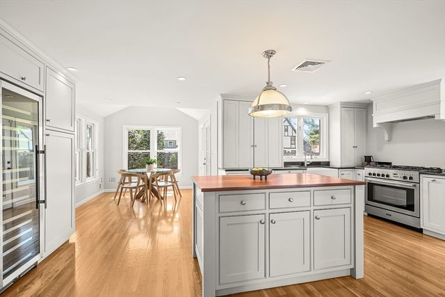 50 Brooks Street, Winchester, MA 01890