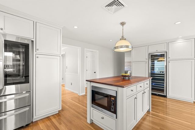 50 Brooks Street, Winchester, MA 01890