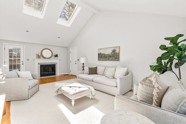 50 Brooks Street, Winchester, MA 01890