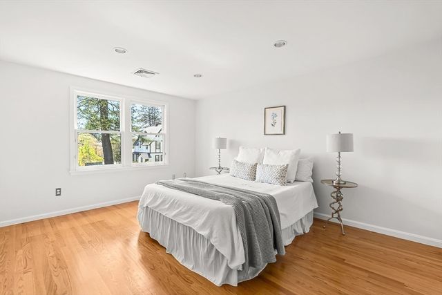 50 Brooks Street, Winchester, MA 01890
