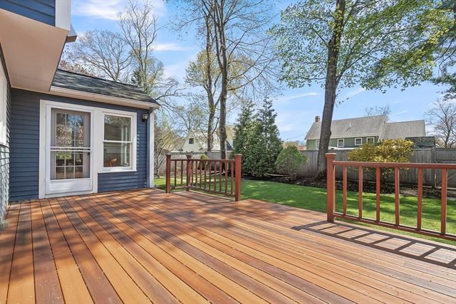 50 Brooks Street, Winchester, MA 01890